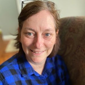 Meet your Posher, Denise